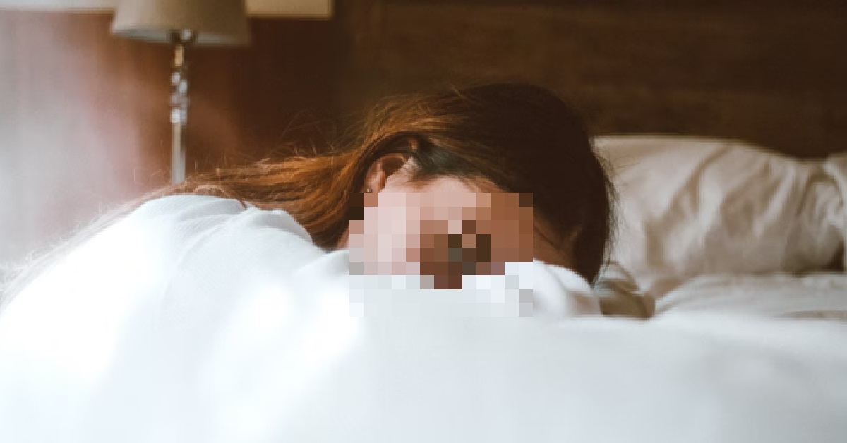 GIRL DOESN’T LIKE TO GET INTIMATE, TELLS BF HE CAN SLEEP WITH OTHERS