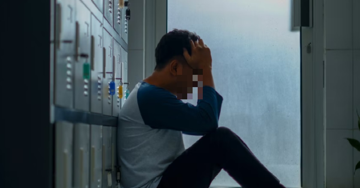 GIRL KEEPS BEGGING BF TO “PIAK” HER UNTIL HE BROKE DOWN IN THE TOILET