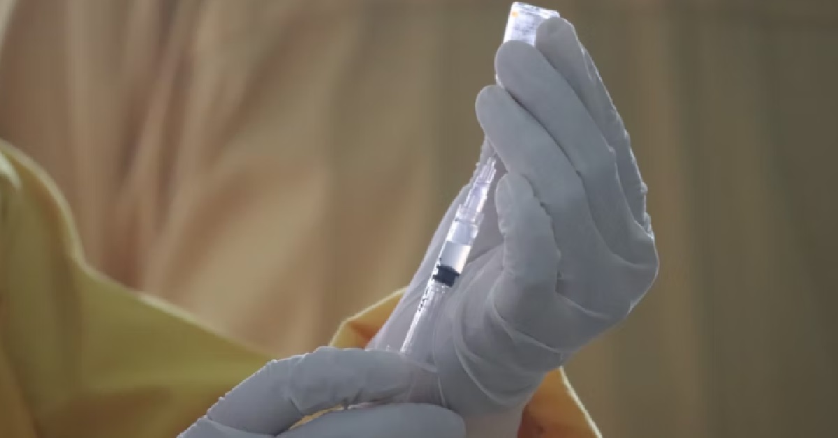 NEW DENGUE VACCINE COULD BE COMING TO S’PORE IN 2023, WAITING APPROVAL