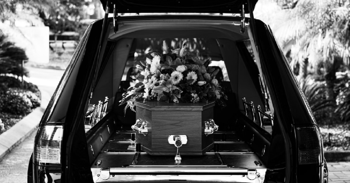 WOMAN DIED & NONE OF HER BEST FRIENDS SHOWED UP TO THE FUNERAL, WENT PARTY INSTEAD