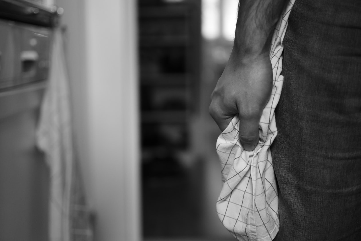 BF WITH ANGER ISSUES TAKES IT OUT ON HOUSEHOLD ITEMS