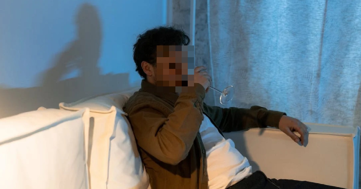 MAN STILL RESENTS EX-WIFE, FEELS JEALOUS THAT SHE IS DOING BETTER THAN HIM AFTER DIVORCE