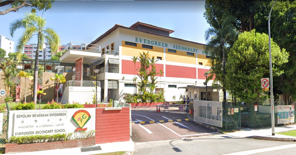 BOMB THREAT @ EVERGREEN SEC SCH, STAFF & STUDENTS EVACUATED