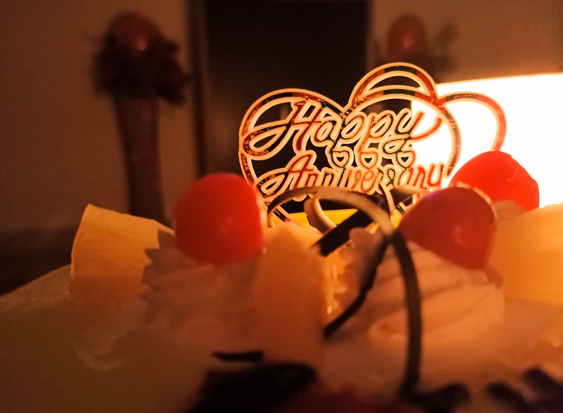 HUSBAND’S MALE FRIEND JEALOUS HE CELEBRATING WEDDING ANNIVERSARY WITH WIFE