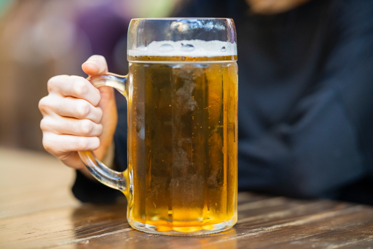 WOMAN RECEIVED A SENSUAL MESSAGE FROM A DRUNK COLLEAGUE