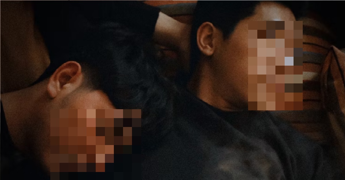 “STRAIGHT” GUY SAW FRIEND’S KUKUBIRD IN THE SHOWER, “TURNED ON”