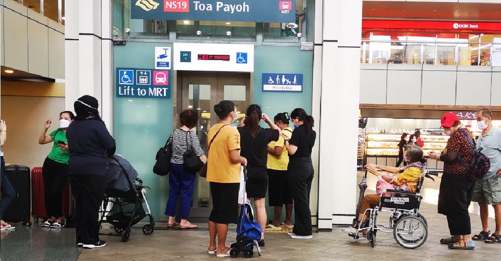 COMMUTERS HOGGING LIFT, ELDERLY WOMAN IN WHEELCHAIR CAN’T GET IN