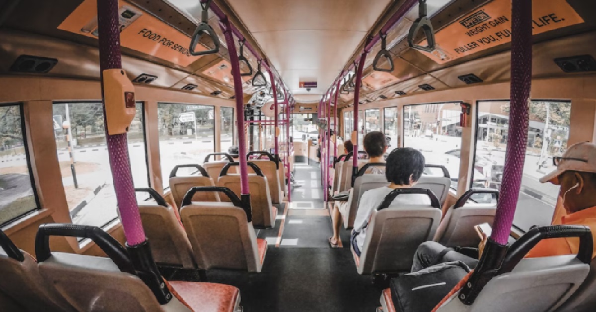 57 Y.O LAO TIKO ARRESTED FOR MOLESTING XMM INSIDE BUS @ PASIR RIS, CAUGHT AT THE SCENE