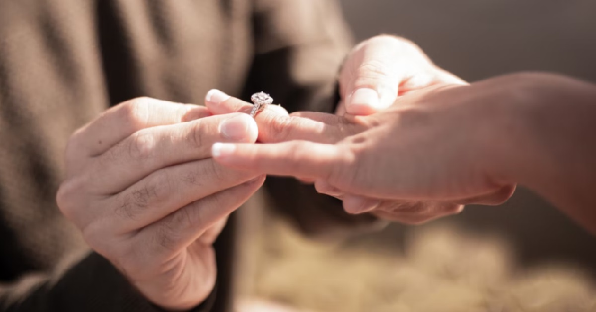 WOMAN TOLD BOYFRIEND TO PROPOSE OR GET LOST, THEY ARE NOW ENGAGED & MISERABLE