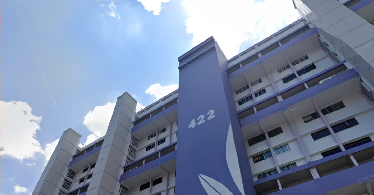 CONTRACTOR ALLEGEDLY DAMAGED HDB WATER PIPES, CUTTING WATER SUPPLY TO RESIDENTS