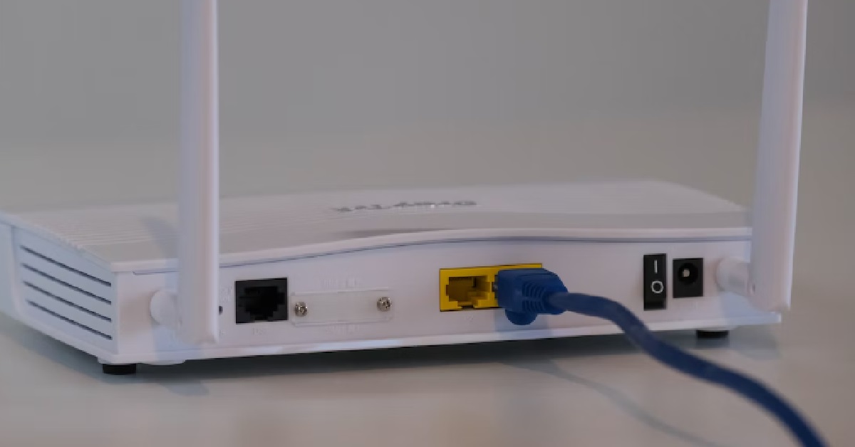 RELATIVES USED GIRL’S NAME TO SIGN MOBILE & BROADBAND PLANS WITHOUT HER KNOWING