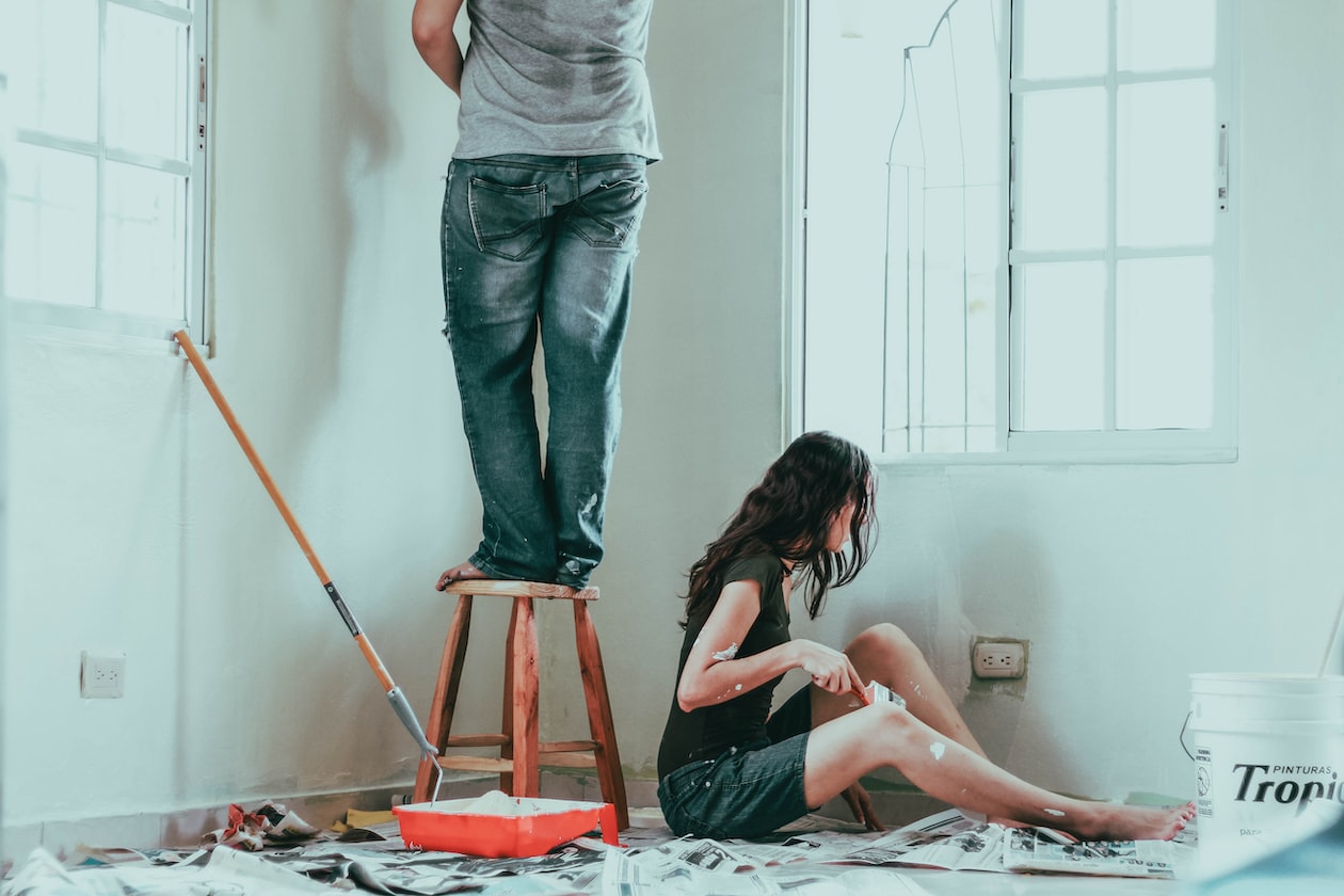 WIFE DEMANDS TO HAVE $100K RENOVATION, HUSBAND THINKING FIND A LAWYER FOR DIVORCE