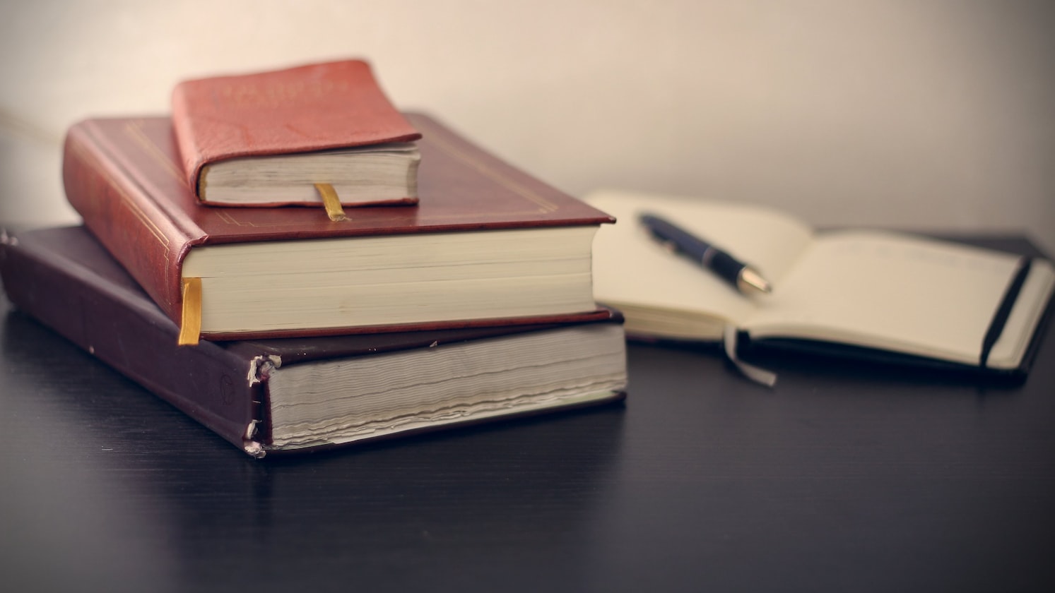DIVORCE LAWYER EARNS OVER $2,000 FOR 30 MINS OF WORK, “STUDY HARDER”