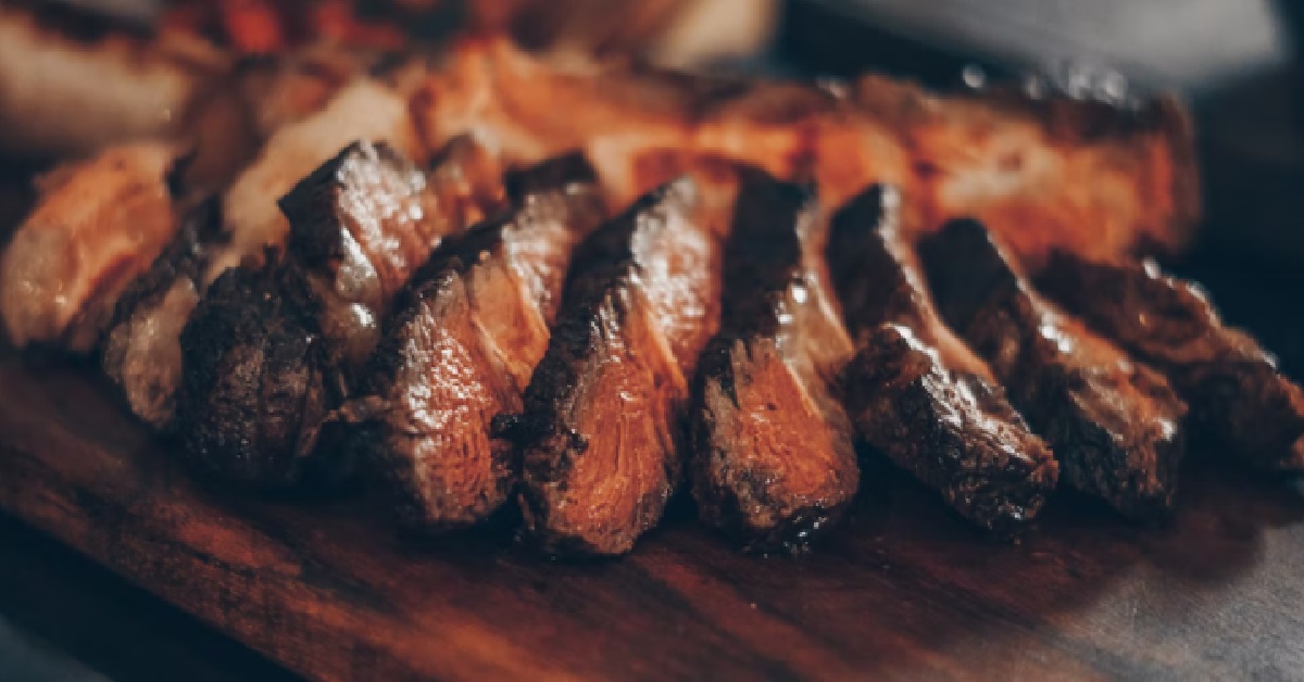 WIFE BECOMES A VEGAN & BANS ANIMAL PRODUCTS AT HOME, SEE MEAT WILL ANGRY