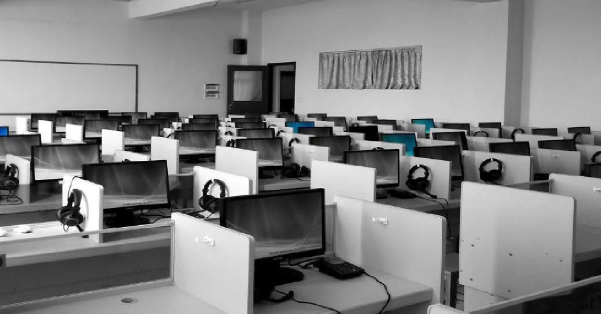 BOSS REFUSES TO LET PART-TIMER QUIT, SAYS HER REASON TO QUIT IS “NOT GOOD ENOUGH”