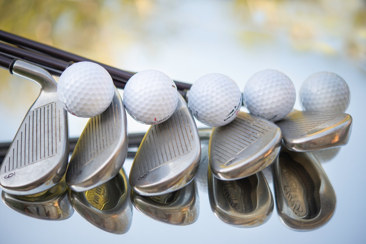 52 Y.O INVESTIGATED FOR CHEATING, “PRE-PAYMENT FOR GOLF SETS”