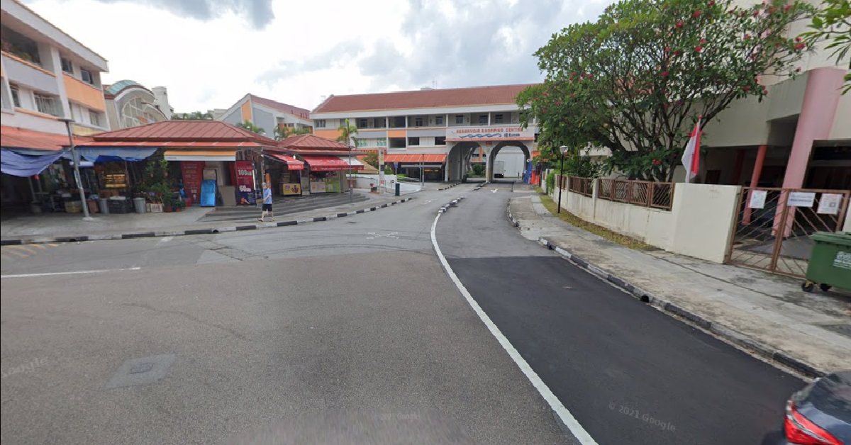 79 Y.O ELDERLY MAN UNCONSCIOUS AFTER BEING HIT BY VAN, DRIVER ARRESTED