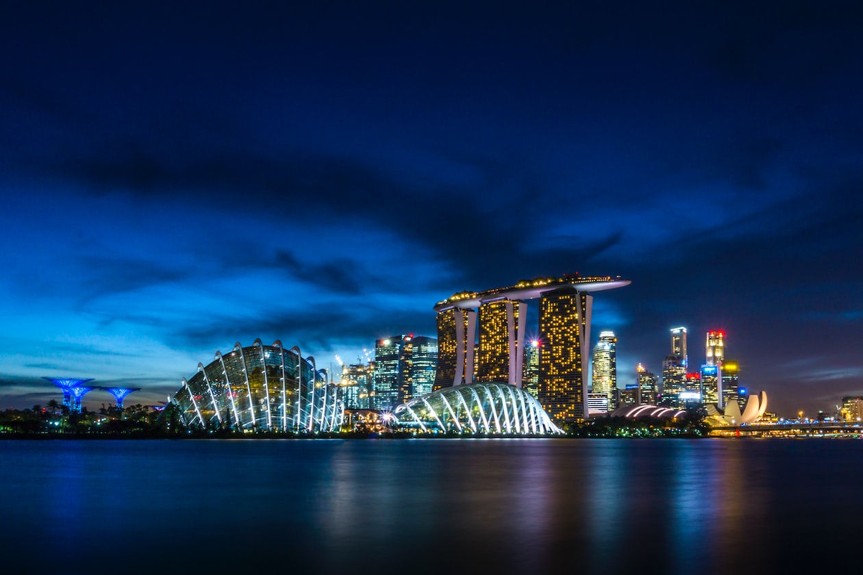 MAN WITH S$21M ASKING FOR RETIREMENT INVESTMENT ADVICE