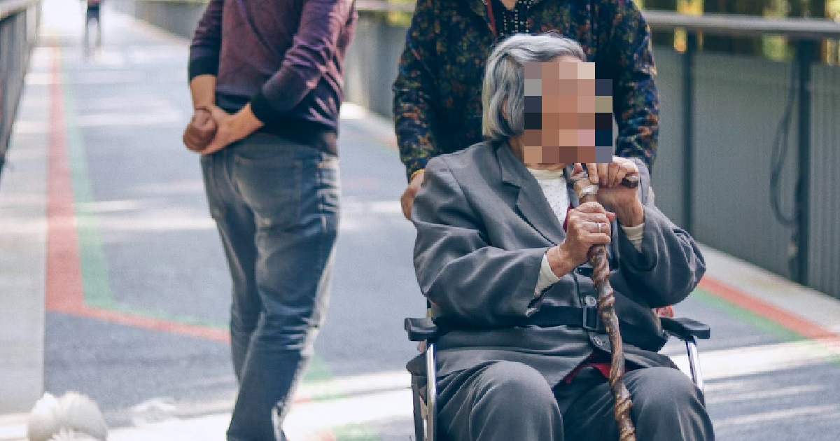 68 Y.O MUM HAS NO JOB, NO SAVINGS & NO HOME, SON DON’T KNOW WHAT TO DO FOR HER