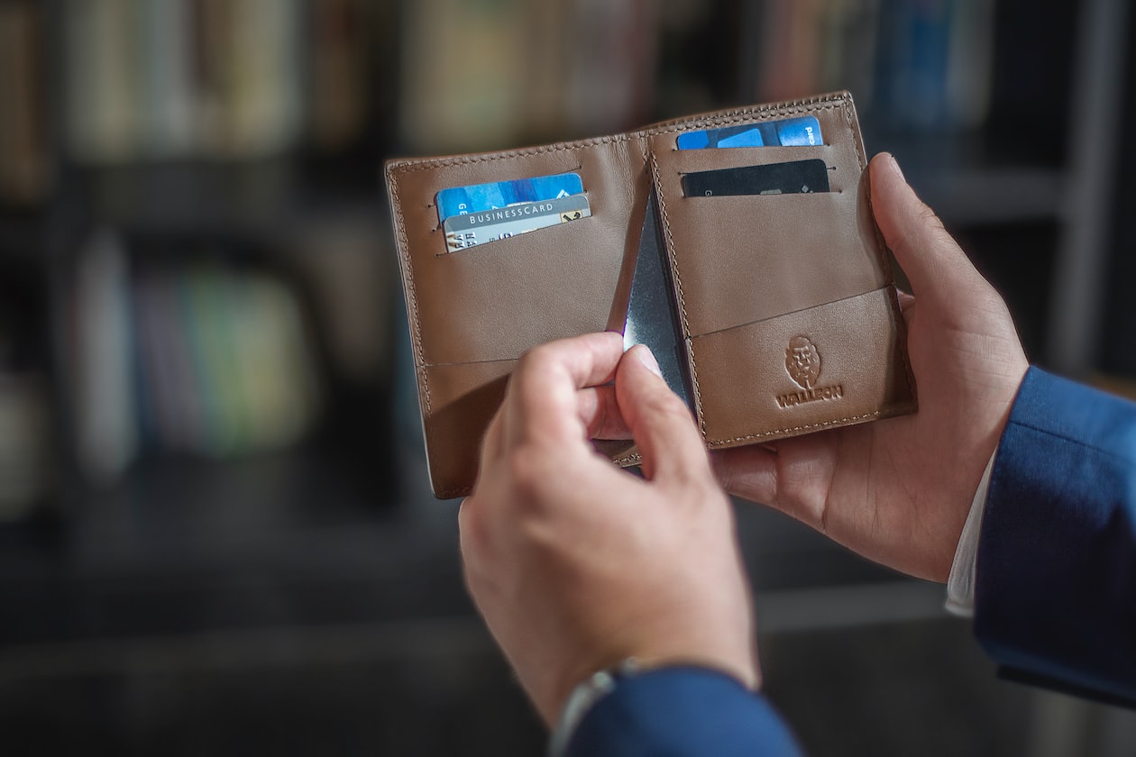 MAN’S CREDIT CARD NIGHTMARE TOOK HIM ALMOST 7 YEARS TO REPAY