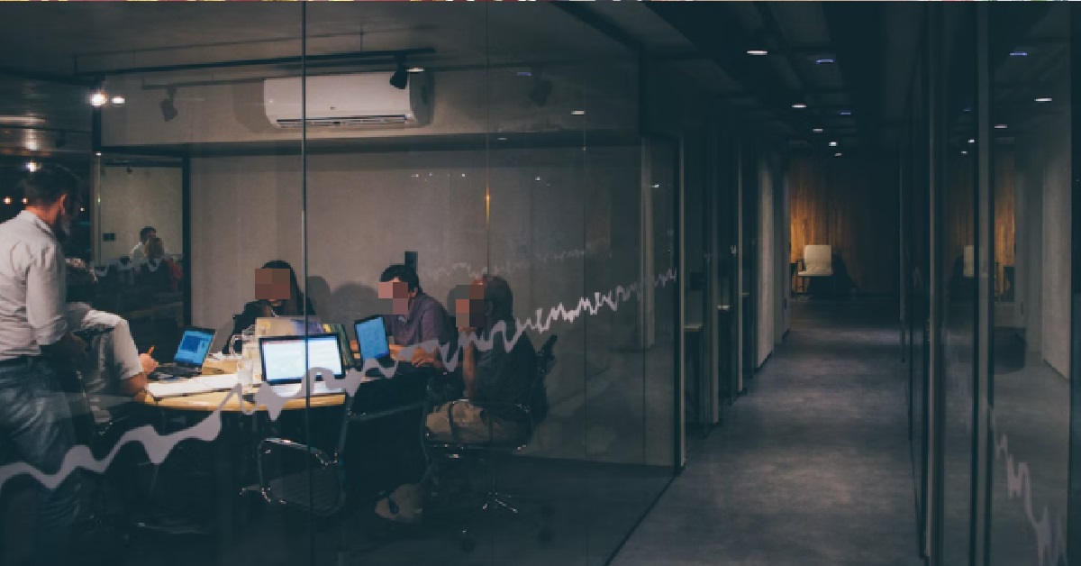 MANAGER FEELS BAD MAKING INTERNS DO WORK, BOSS SAYS “DON’T SPOIL THE INTERNS”