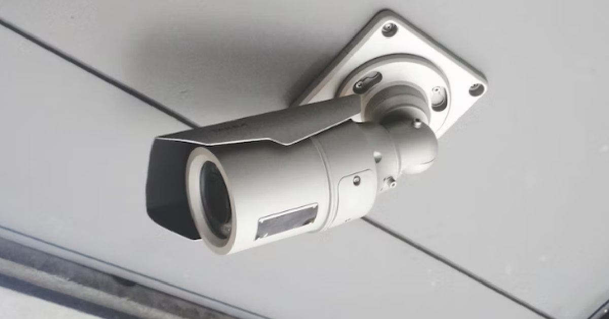GIRL’S PARENTS TREAT HER AS INVESTMENT, SAYS THEY “OWN” HER & MONITORS HER ON CCTV