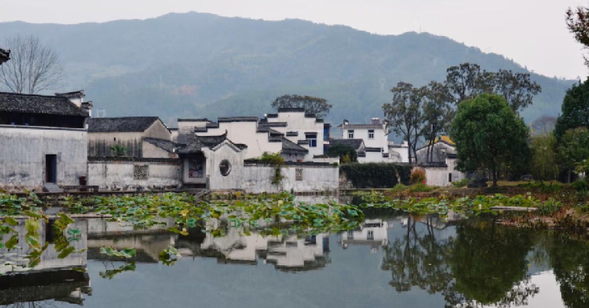 GUY SENDS $1.5K/MTH TO PRC GF, WHO TOLD HIM SHE NEEDS TO PAY FOR HER “HOUSE”