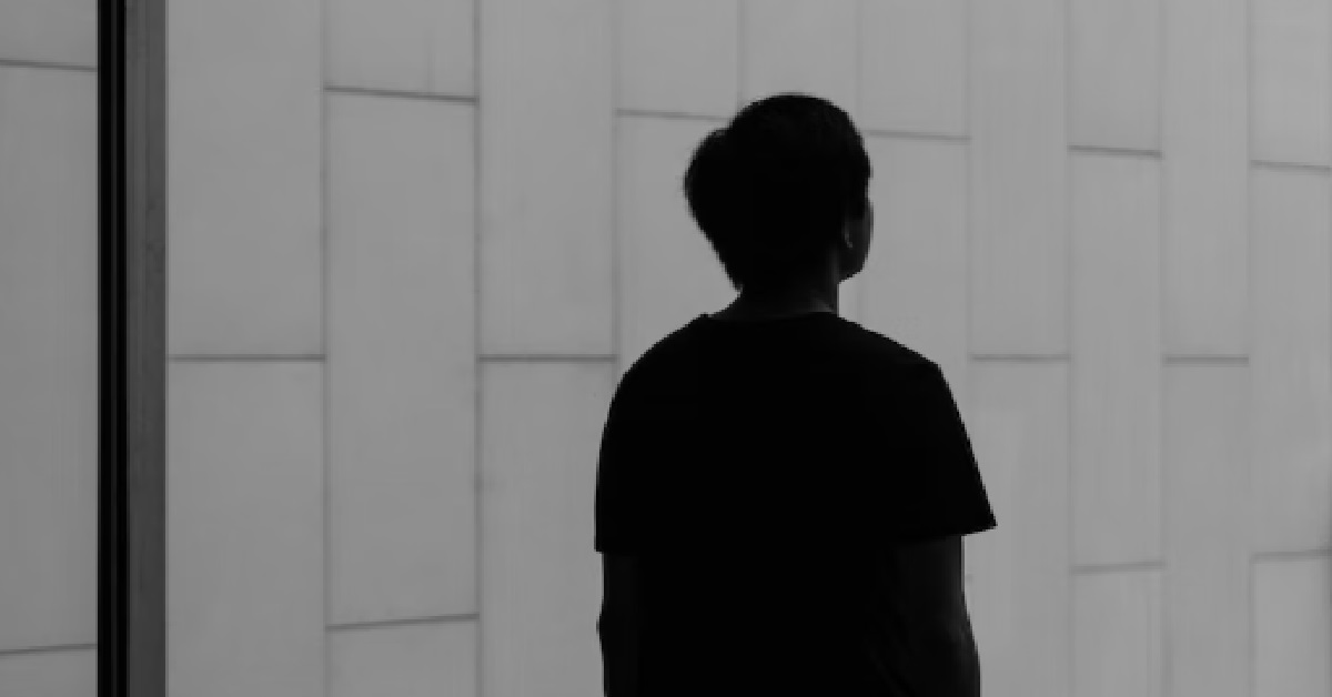 MAN IN $25K DEBT WITH BABY ON THE WAY, ONLY EARNS $2.8K/MTH & SEES NO WAY OUT