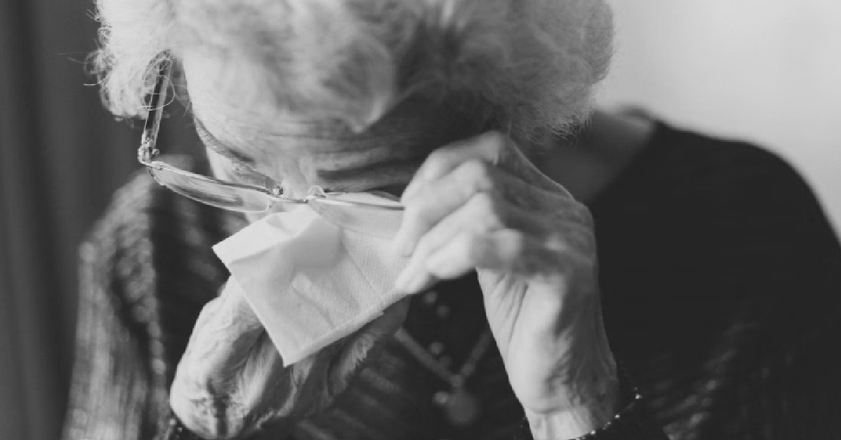 MAN THROWS AH MA INTO NURSING HOME BECAUSE HE’S SICK OF TAKING CARE OF HER