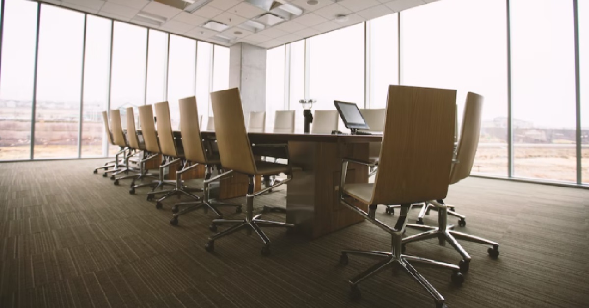 EMPLOYEE OFFERED MANAGER ROLE, BUT OFFERED SALARY IS ONLY 6% MORE