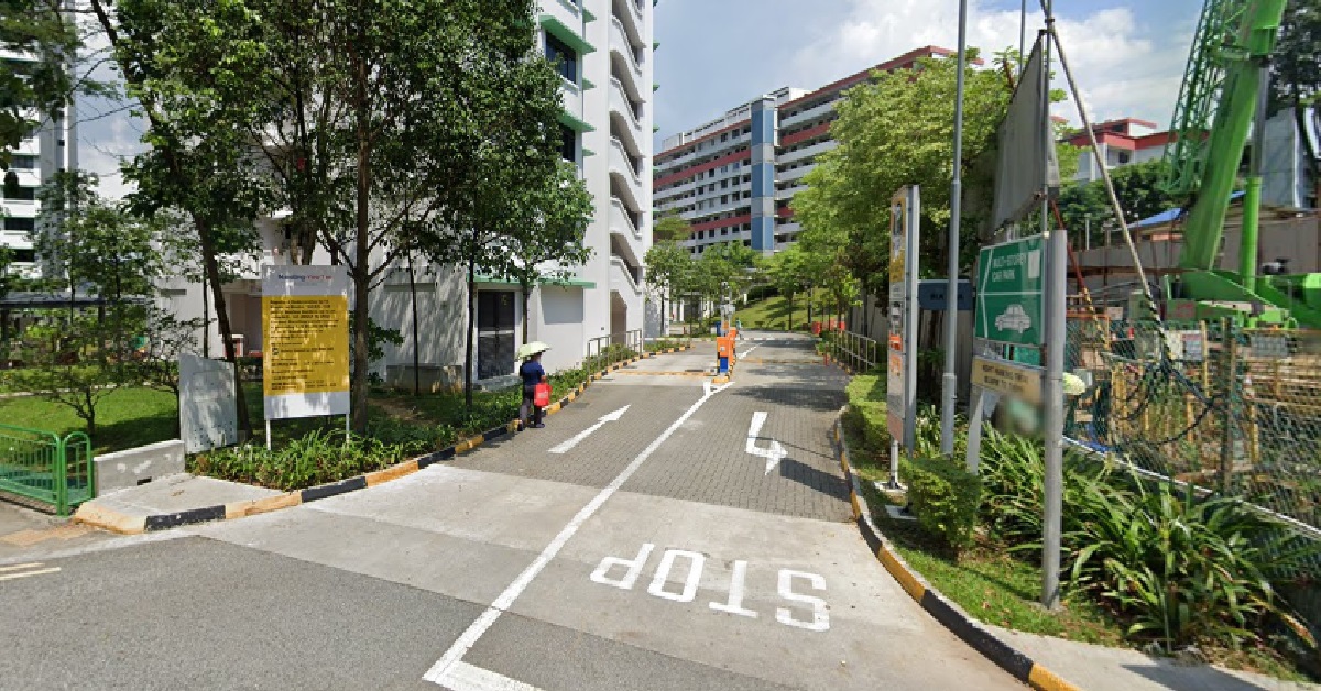 MAN AND TWO TEENS ARRESTED FOR STEALING CAR @ MARSILING CARPARK