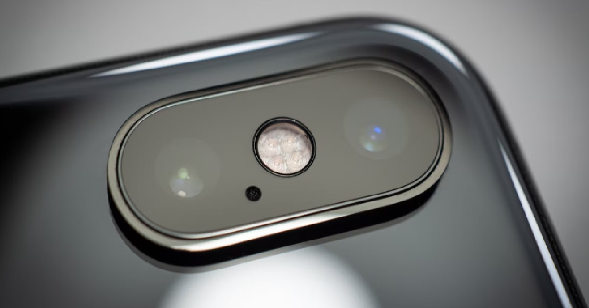 EMPLOYEE FOUND OUT COMPANY HAS BEEN SPYING ON HIM THROUGH PERSONAL PHONE