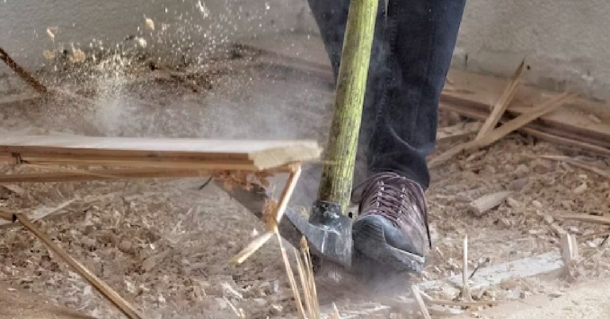 WOMAN’S FATHER MOVED INTO HER HOME, STARTS DOING HIS DIY RENO WORKS ON HER HOUSE