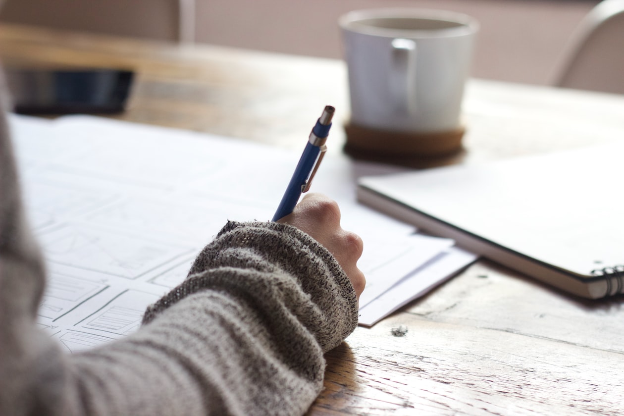 FATHER TELLS SON TO STEP AWAY FROM TOXIC GF, TOLD HIM TO LEAVE MID-WAY IN EXAM