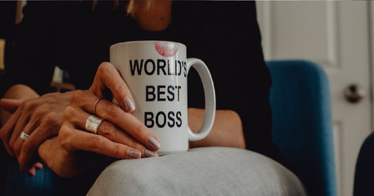 WOMAN SAYS FEMALE MANAGERS ARE HARD TO WORK WITH, KEEPS TALKING & FINDS FAULT WITH STAFFS