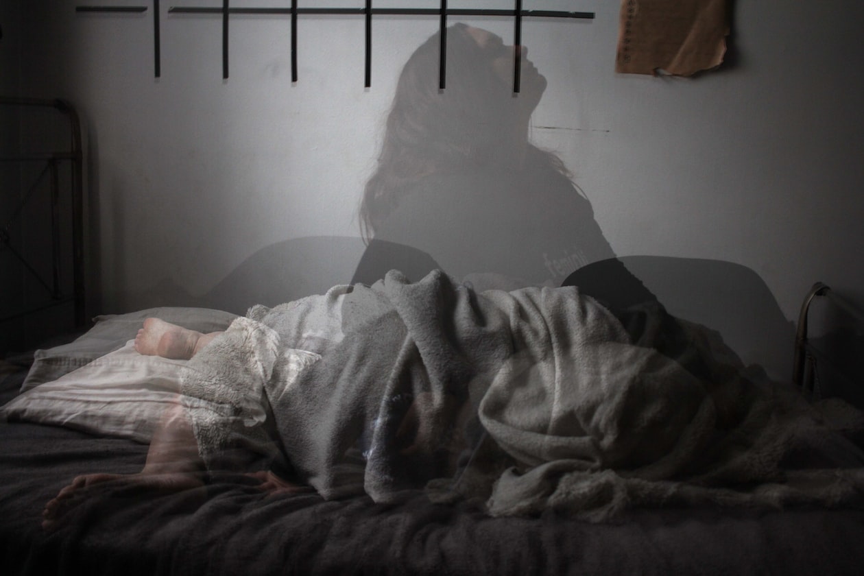 MAN SAYS AFTER BREAK UP, HE EMO UNTIL CANNOT SLEEP