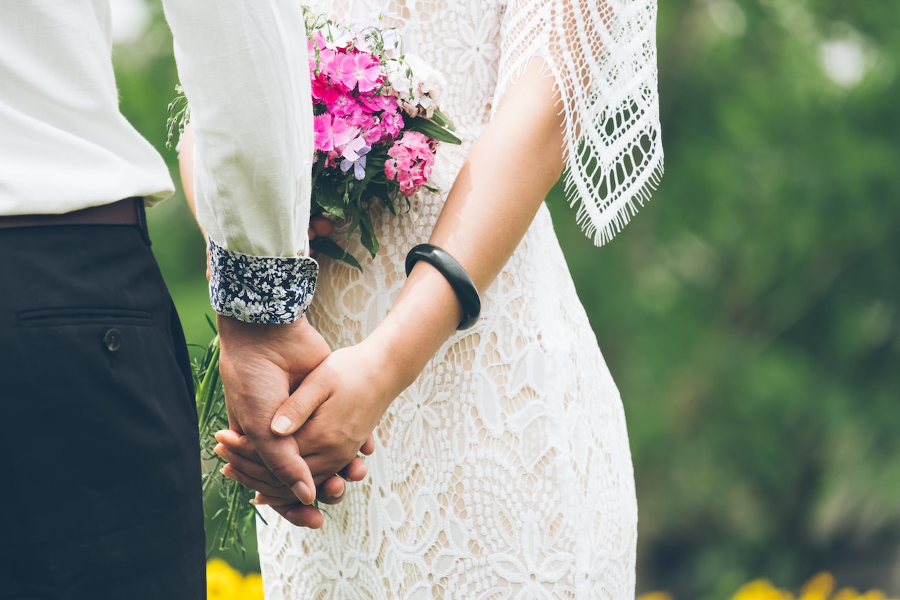NETIZEN SAYS “MARRIED MAN HAS NO RIGHT TO CONFESS TO ANOTHER WOMAN”