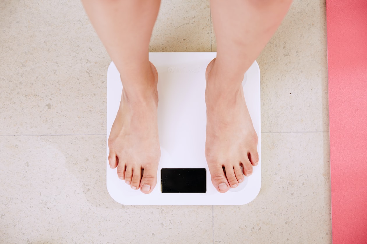 WOMAN GETS SICK OF BF AFTER 14 YEARS, “GAINED WEIGHT & DON’T TAKE INITIATIVE”