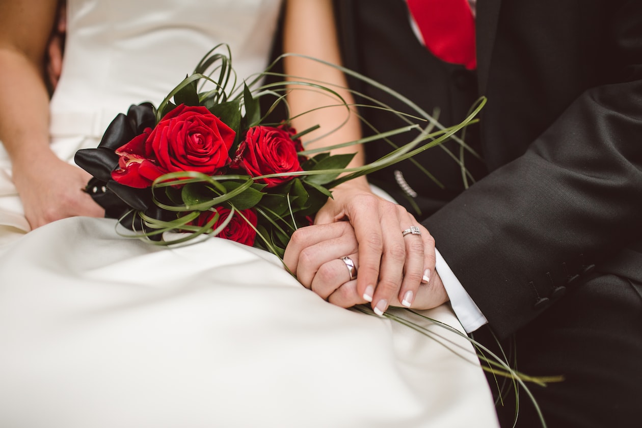 PRC MOTHER FORCES DAUGHTER TO MARRY MAN, CAUSE SUSPECT THEY HAD ‘S’