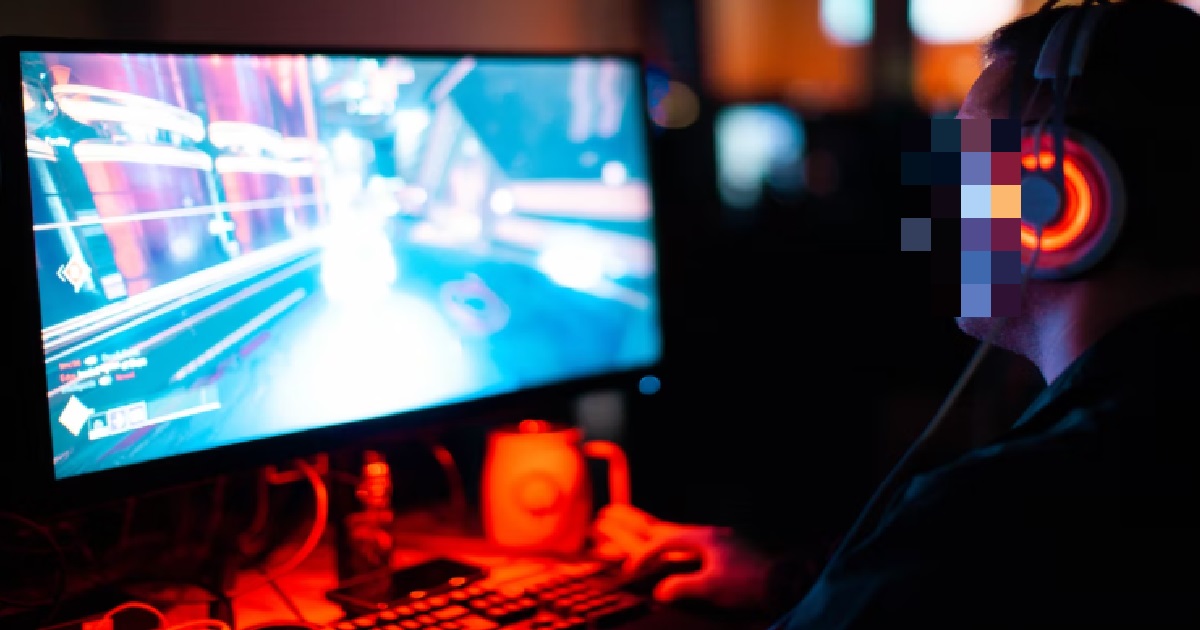 HUSBAND WANTS “PRIVACY” WHEN HE’S GAMING, KICKS WIFE OUT OF THE HOUSE