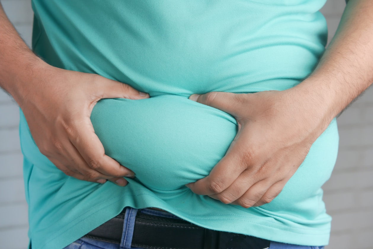 MAN SAY MOST PEOPLE LACK SELF DISCIPLINE & REMAIN FAT FOR THE REST OF THEIR LIVES