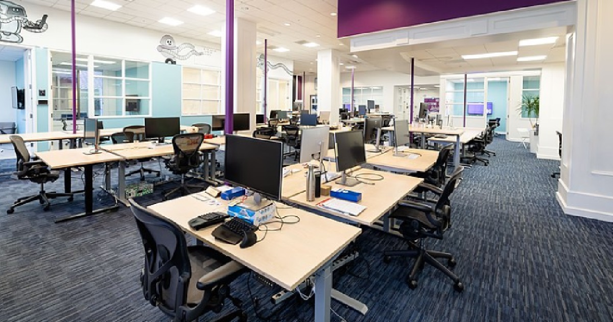CRAZY BOSS TRACKS DAILY TASKS OF STAFF & HOW MUCH TIME SPENT ON IT, DOESN’T TRUST THEM