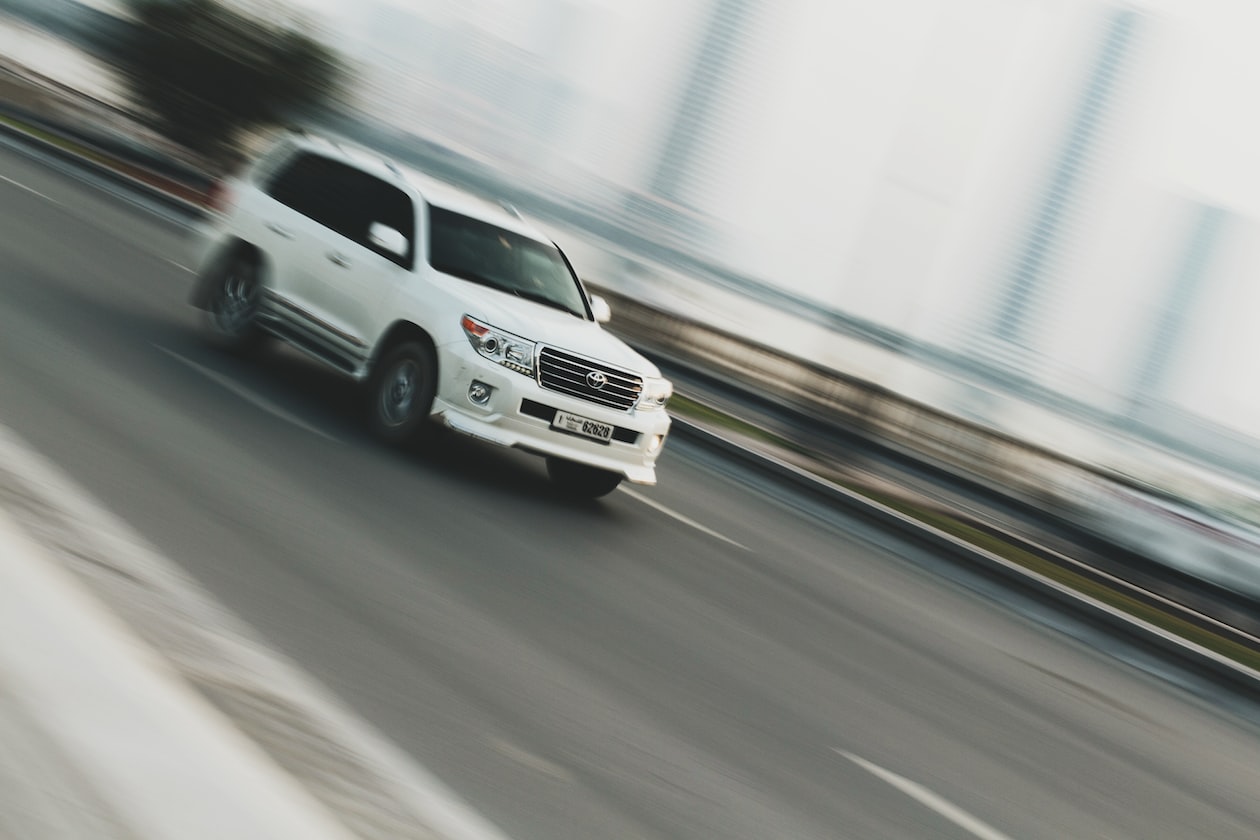 GF WITH MASSIVE OUTSTANDING DEBTS INSIST ON BUYING A BIG CAR