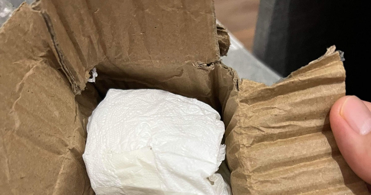 VENDOR’S GOODS DAMAGED & SOAKED, J&T EXPRESS ALLEGEDLY REFUSED TO TAKE RESPONSIBILITY