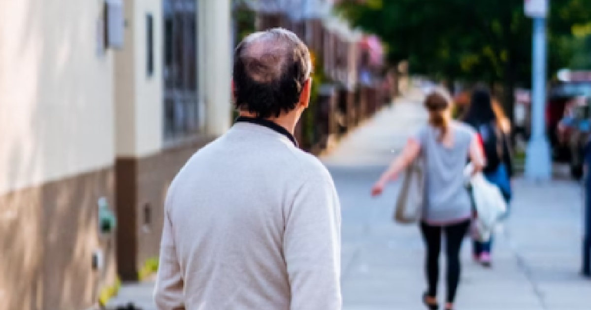 GUY FOUND OUT MUM CHEATED ON LATE-DAD FOR 4 YEARS WITH A CLOSE FAMILY FRIEND