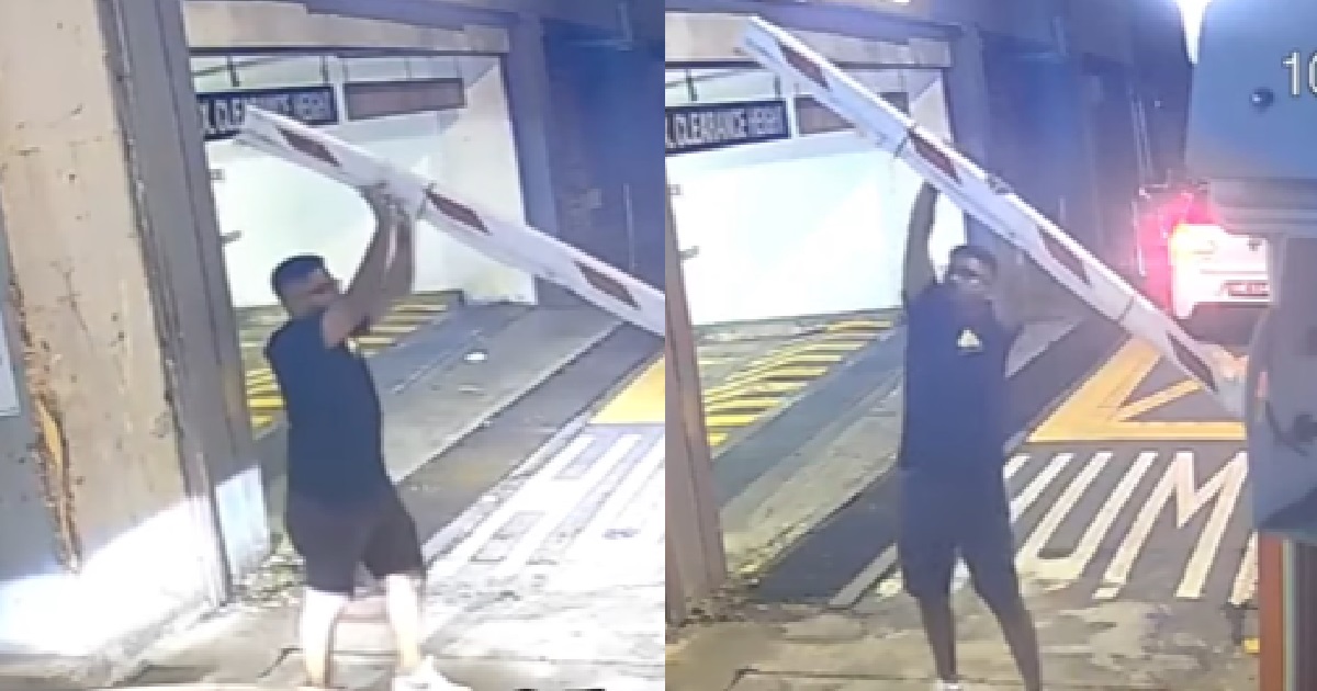 DRIVER WITH UNPAID FINES PUSHES CARPARK BARRIER @ PARKLANE TO SIAM PARKING FEE