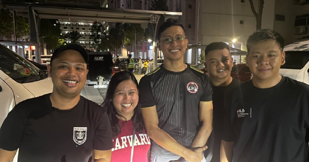 WOODLANDS FIRE PUT OUT BY RESIDENTS,  WHO WERE TRAINED RESPONDERS WATCHING WORLD CUP