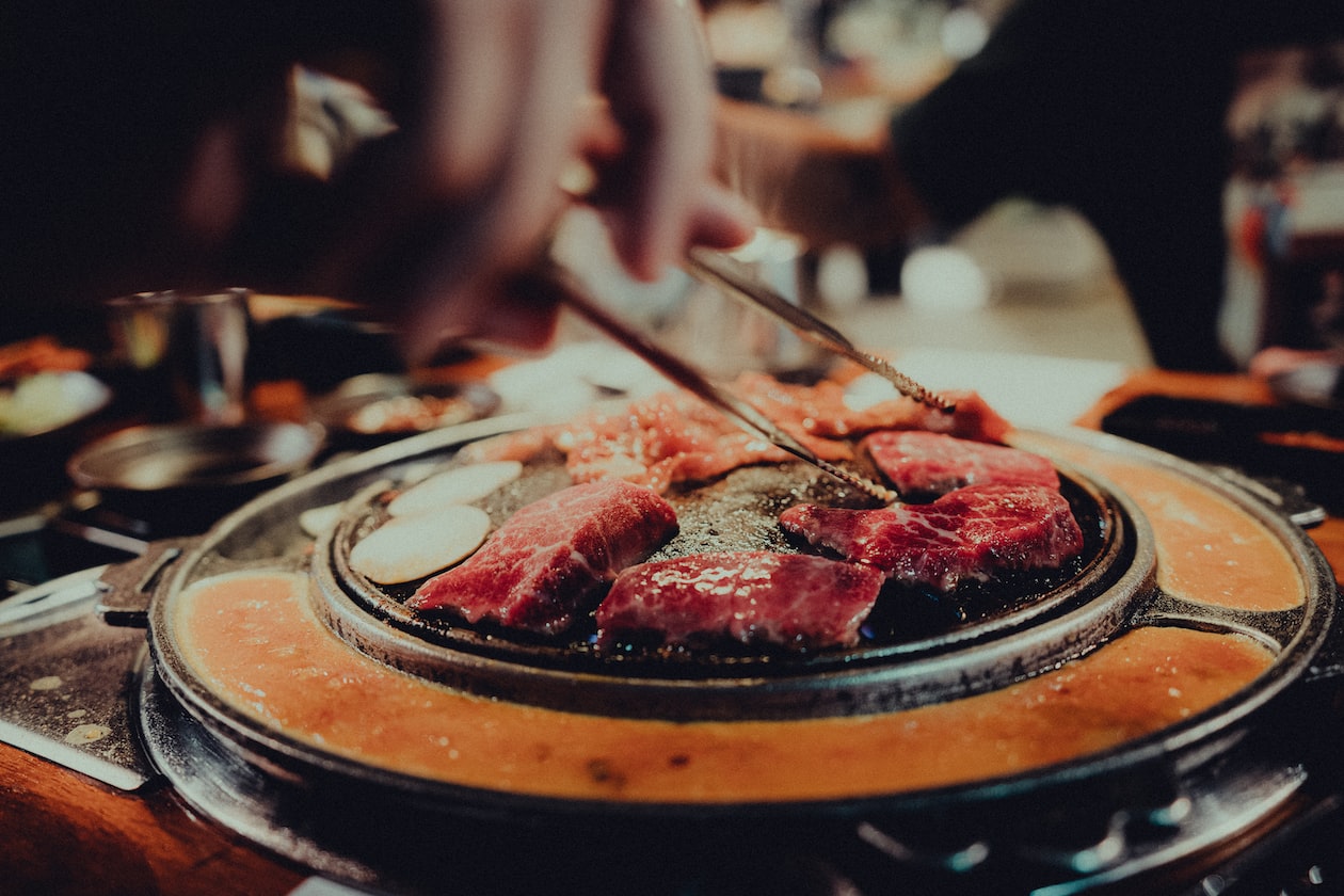 AIR STEWARD SAYS RESTAURANT IN KOREA INITIALLY REFUSED SERVICE BECAUSE THEY LOOKED PRC