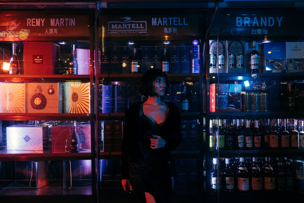 GIRL DOES NOT BATHE AFTER DRINKING BECAUSE SHE WANT TO SMELL LIKE MARTELL