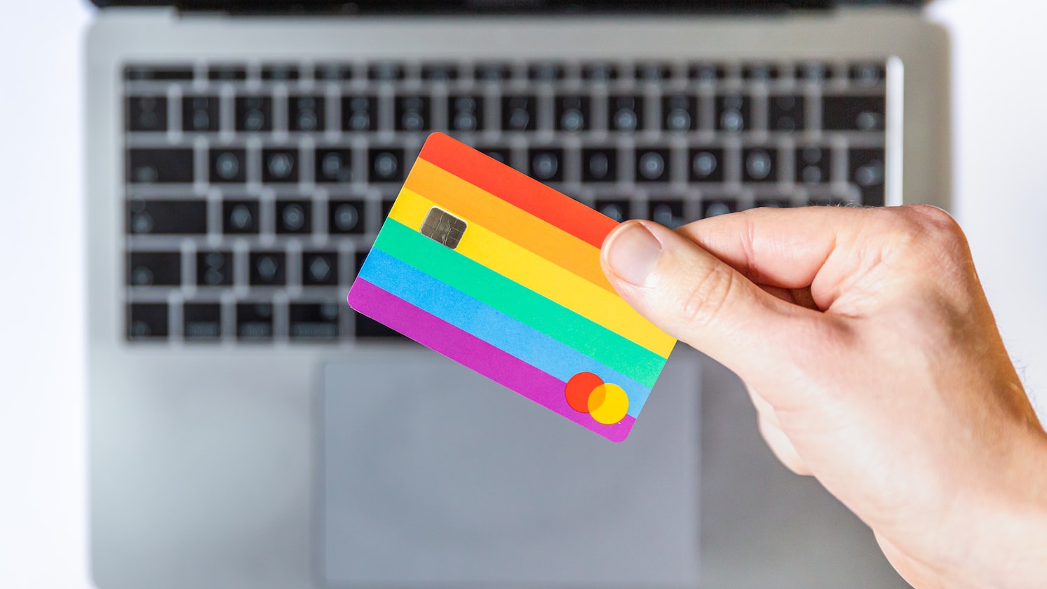 MAN TOOK GF’S CREDIT CARD & PAID FOR PREMIUM VIDEOS ON “SPECIAL SITES”